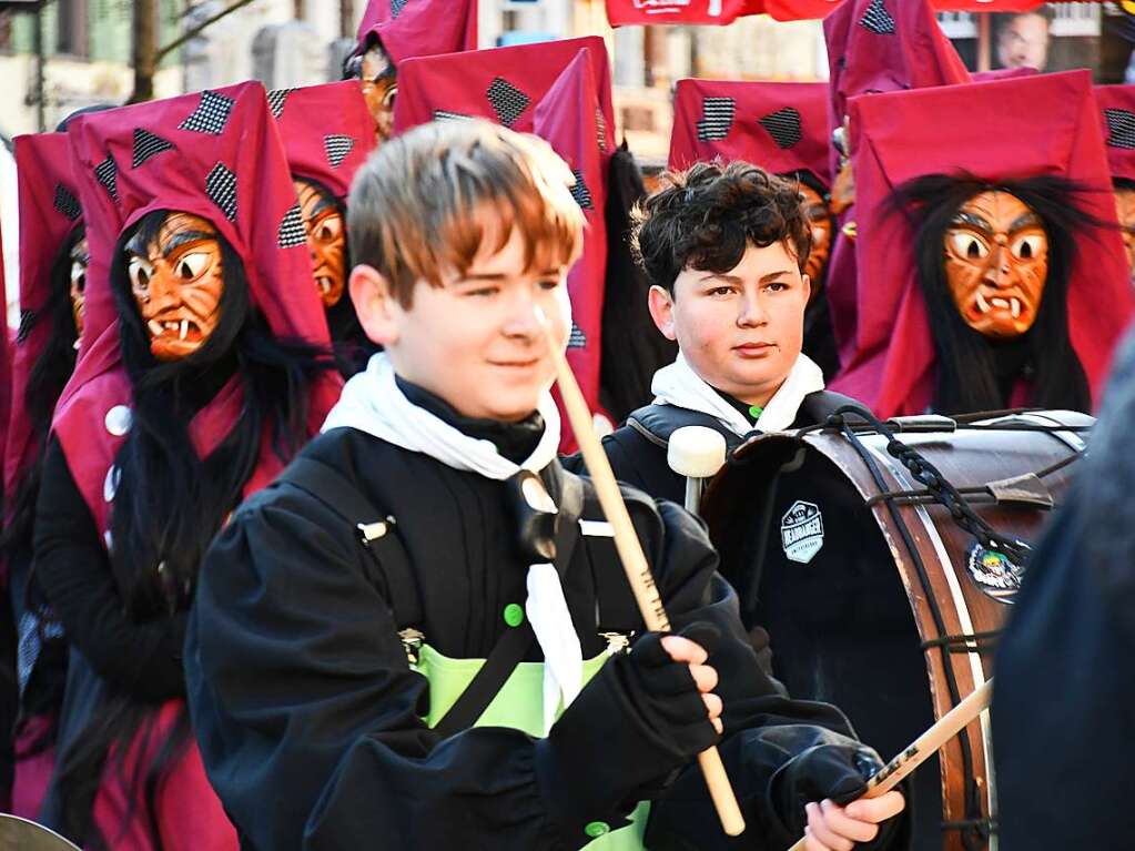 Impressionen vom Narrenbaumstellen in Lrrach