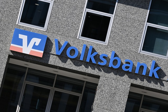 Die Volksbank schliet zwei Filialen.  | Foto: Bernd Weibrod