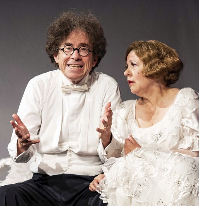 Cosme McMoon (Gilead Mishory) und Flor...n Magestro)  in &#8222;Souvenir&#8220;  | Foto: Theater Die Schnen