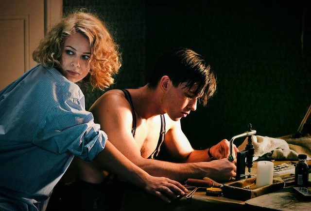 Wie Bonnie &amp; Clyde der Nazizeit: S...whner) verraten Juden an die Gestapo.  | Foto: Christian Schulz/Letterbox/ Majestic Film