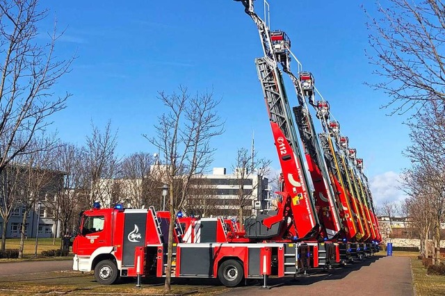 Die Herbolzheimer Wehr kam den Kenzing...musste aus einem Haus gebracht werden.  | Foto: Feuerwehr Herbolzheim