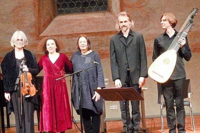 Liebeslieder, Glockenklnge und Sirenengeheul in der Martinskirche Mllheim