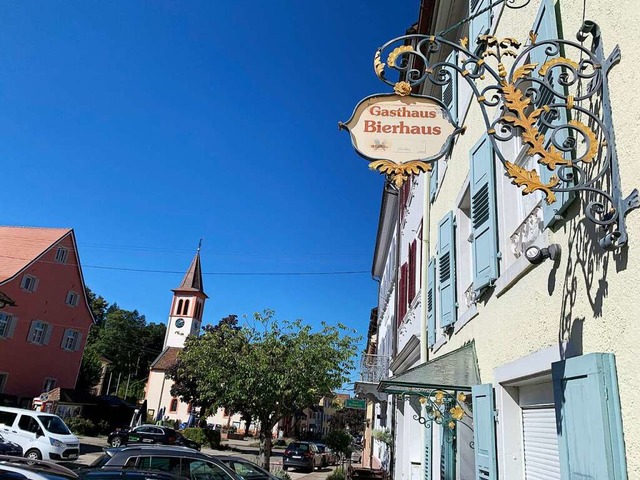 Das Bierhaus im Zentrum von Sulzburg soll sich wieder mit Leben fllen.  | Foto: Simone Hhl