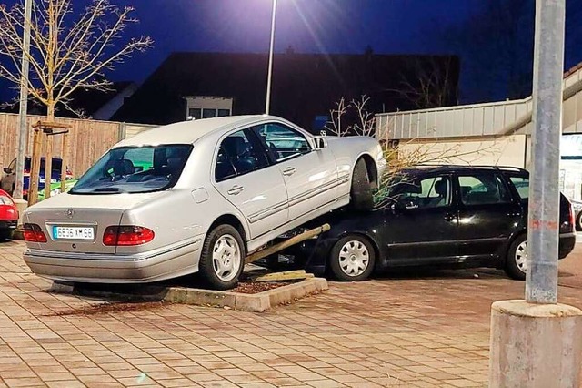 Verletzt wurde auf dem Aldi-Parkplatz niemand.  | Foto: Nadine Mller