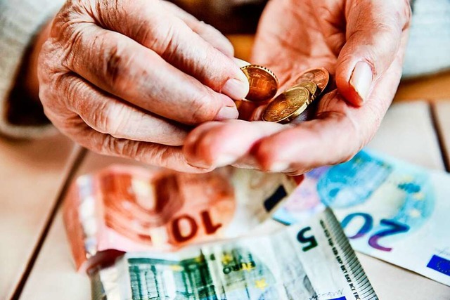 Reicht das Geld im Alter?  | Foto: Jan Tepass