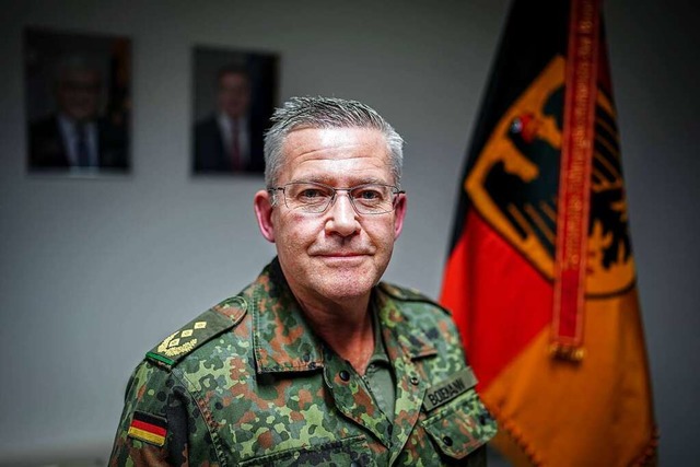 Militrs erwarten unter anderem Angrif...unternehmen und die Telekommunikation.  | Foto: Kay Nietfeld (dpa)