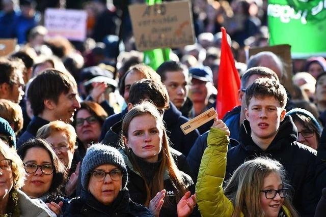 Demo fr die Demokratie in Lrrach: Deutlicher geht es nicht mehr