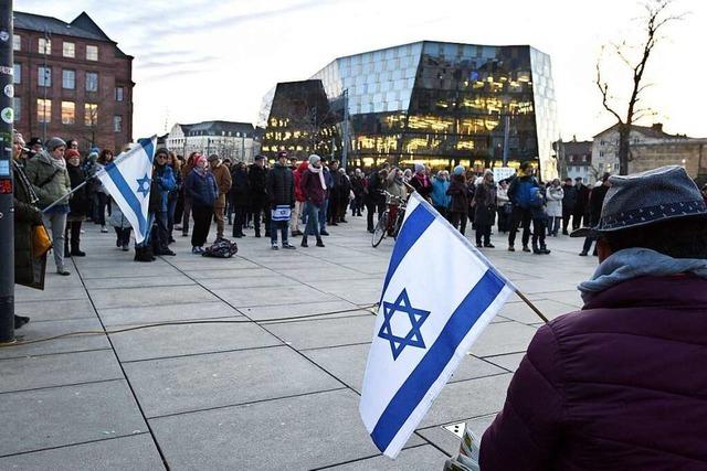 Solidaritt aus der linken Szene fr jdische Gemeinden in Freiburg