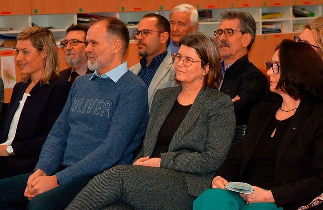 Ingrid Furrer (Zweite von rechts) ist ...ue Leiterin der Lahrer Verbundschule.   | Foto: Wolfgang Beck