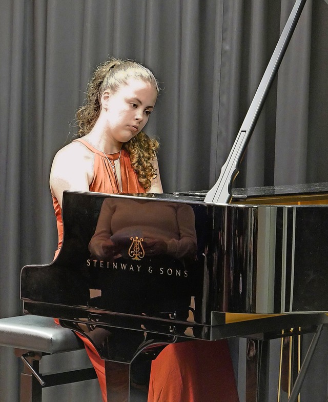 Helena Lft spielte auf dem Steinway-Flgel im Schlssle.  | Foto: Michael Gottstein