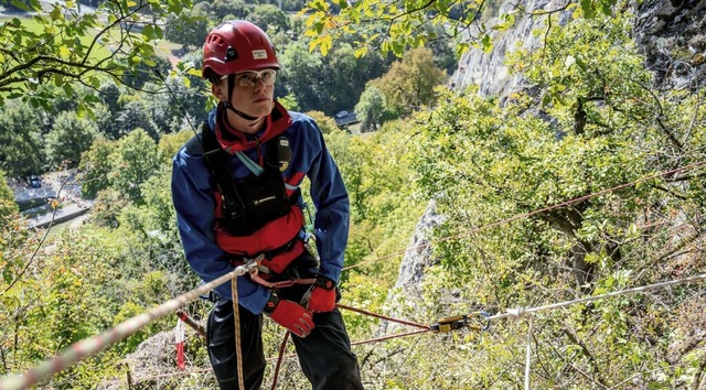 Der Isteiner Klotz wurde 2023 von der Bergwacht vom  Efeu befreit.  | Foto: Ansgar Taschinski