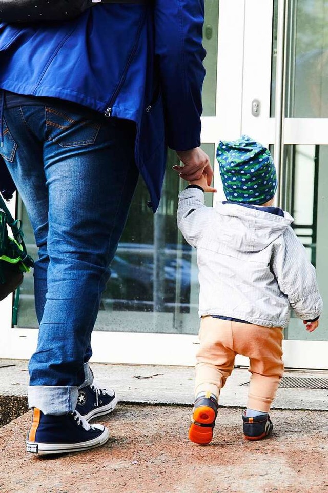 Kinderbetreuung wird die Stadt Bad Sc...chule und einen weiteren Kindergarten.  | Foto: Annette Riedl (dpa)