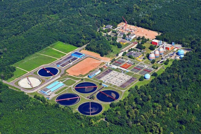 An der Klranlage in Forchheim ist eine neue Verbrennungsanlage geplant.  | Foto: Erich Meyer 