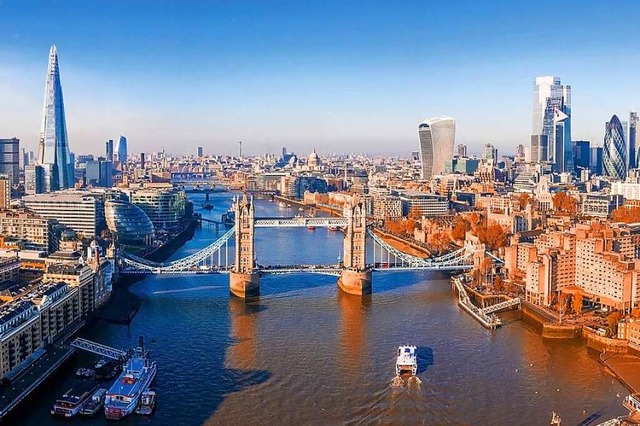 Bei dieser BZ.medien-Reise wohnen Sie ...der Tower Bridge im Herzen von London.  | Foto: RAW-films (Shutterstock.com)