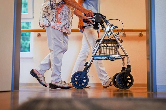 In der Pflegebranche sind Gewerkschaft...als in anderen Bereichen. (Symbolbild)  | Foto: Christoph Schmidt