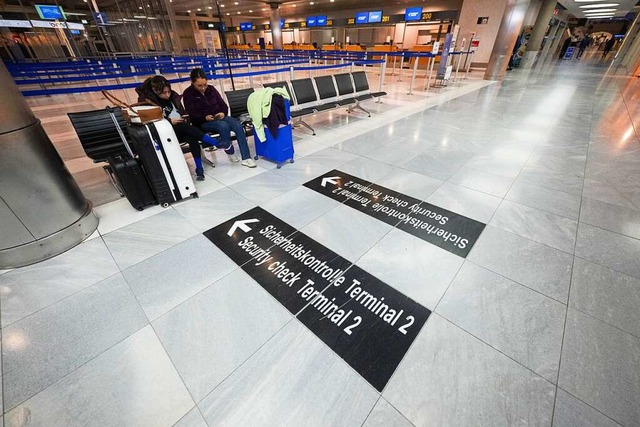 Die Gewerkschaft Verdi hat die Belegsc...nem ganztgigen Warnstreik aufgerufen.  | Foto: Marijan Murat (dpa)