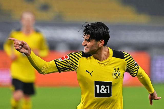 Spielte einst bei Borussia Dortmund un...egner des SC Freiburg: Mahmoud  Dahoud  | Foto: David Inderlied (dpa)
