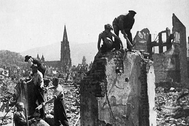 Warum der Freiburger Mnsterbauverein Zeitzeugen der Bombennacht sucht