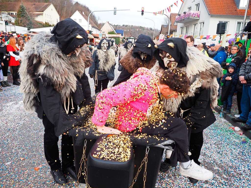 Impressionen vom Narrentreffen der Vereinigung Hochrheinischer Narrenznfte (VHN) in Schwrstadt.