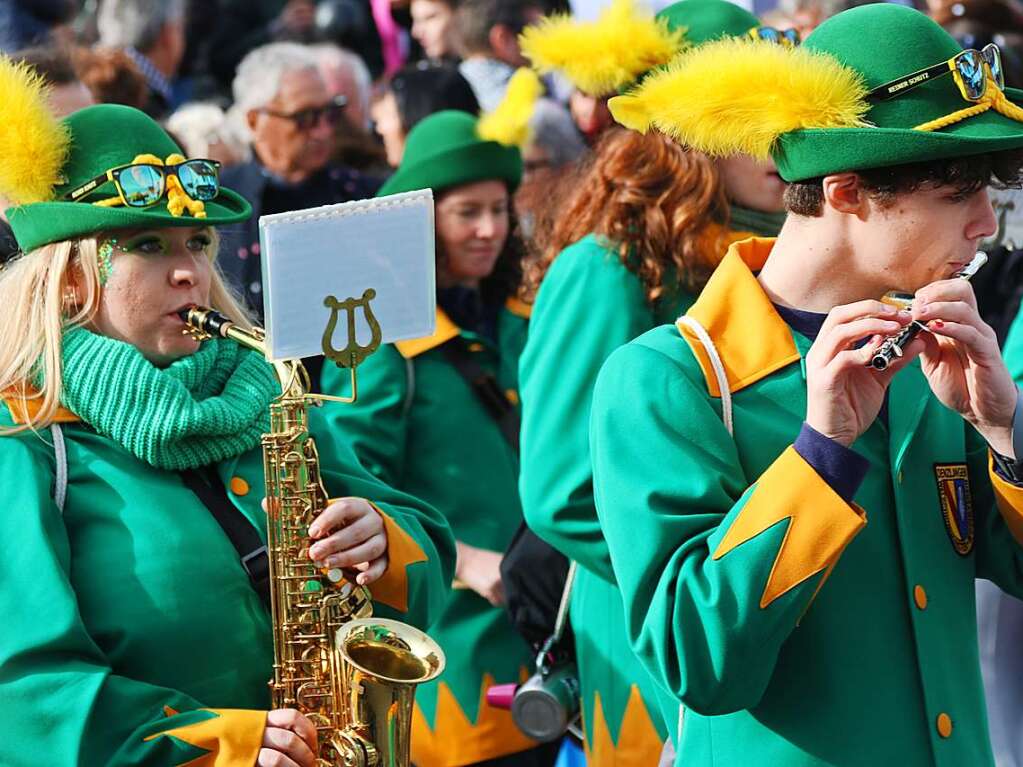 Der Umzug in Binzen ist einer der jhrlichen Hhepunkte der Fasnacht im Kreis Lrrach.