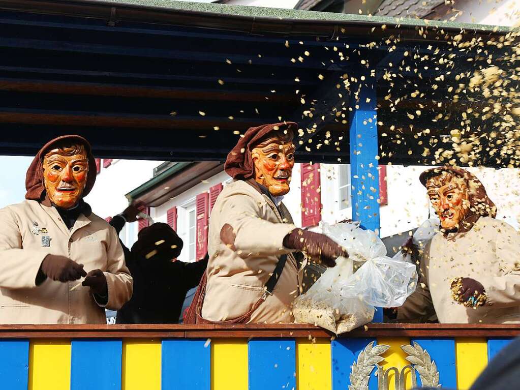 Der Umzug in Binzen ist einer der jhrlichen Hhepunkte der Fasnacht im Kreis Lrrach.