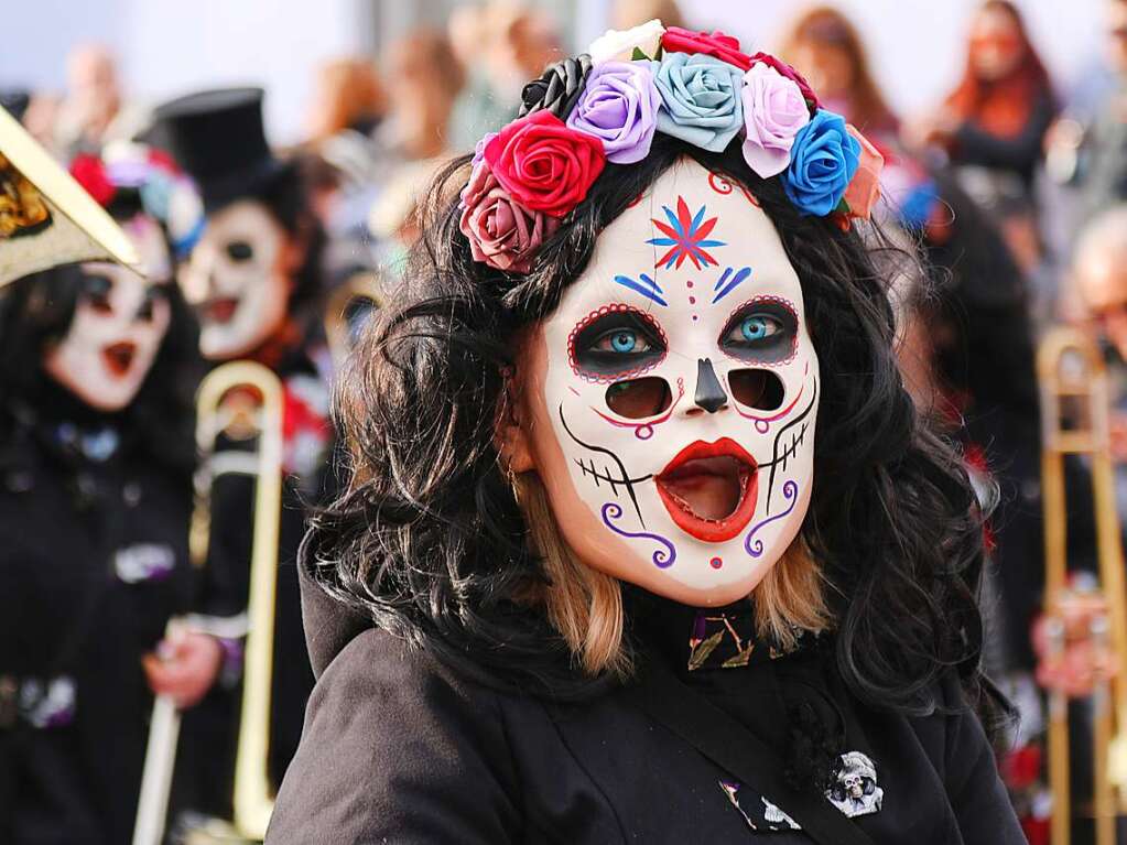 Der Umzug in Binzen ist einer der jhrlichen Hhepunkte der Fasnacht im Kreis Lrrach.