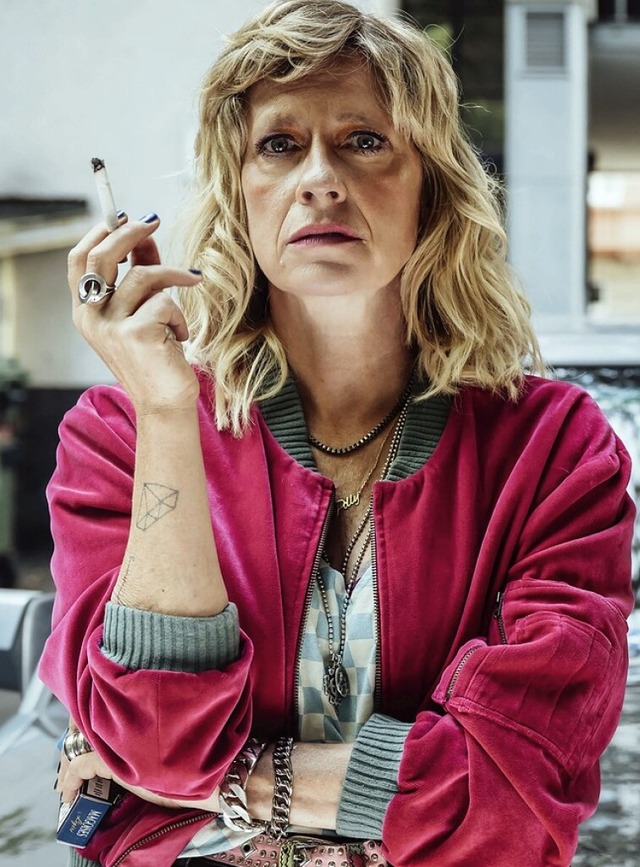 Caroline Peters als Conny  | Foto: RTL / Zeitsprung Pictures / Willi Weber