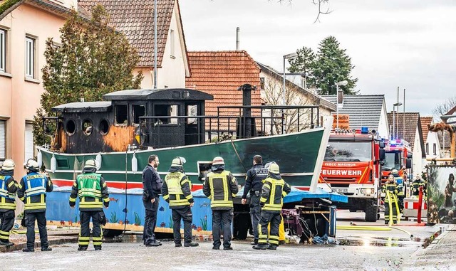 Der Umzugswagen der Glottertler Winze...rabbenkutters  ist vllig ausgebrannt.  | Foto: Annette Lipowsky