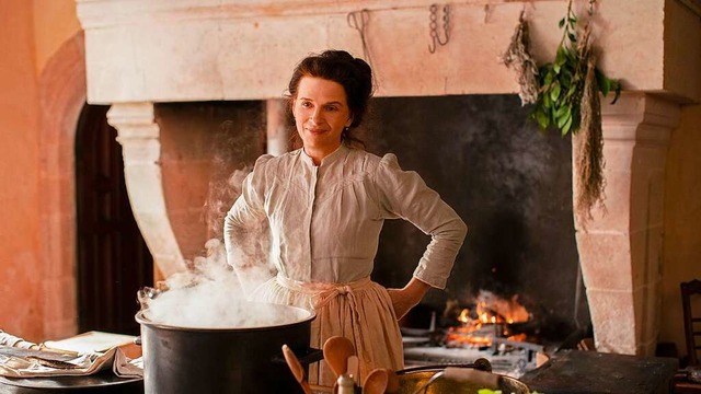 Juliette Binoche als Kchin Eugnie im Film &#8222;Geliebte Kchin&#8220;.  | Foto: Carole Bethuel (dpa)