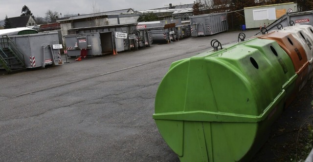 Der Recyclinghof an der Werderstrae hat womglich doch eine Zukunft.  | Foto: Heinz und Monika Vollmar
