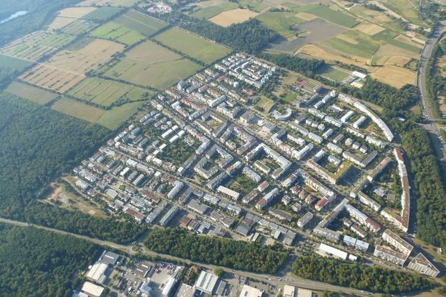 Ratsfraktionen wollen Mietern in Freiburg-Rieselfeld helfen
