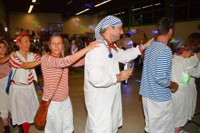 Schopfheims Fasnchtler sind an Hemdgl... &#8211; so wie hier 2020 in Langenau.  | Foto: Edgar Steinfelder