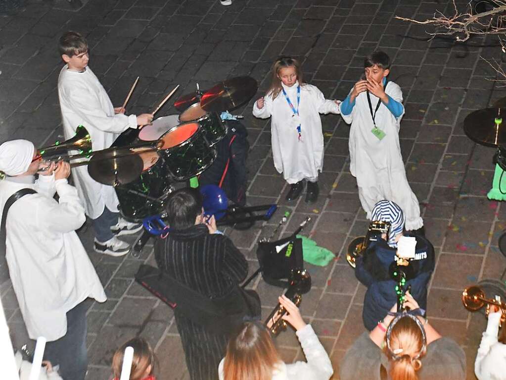 Impressionen vom schmutzige Dunnschdig in Lrrach, Steinen, Stetten und Brombach