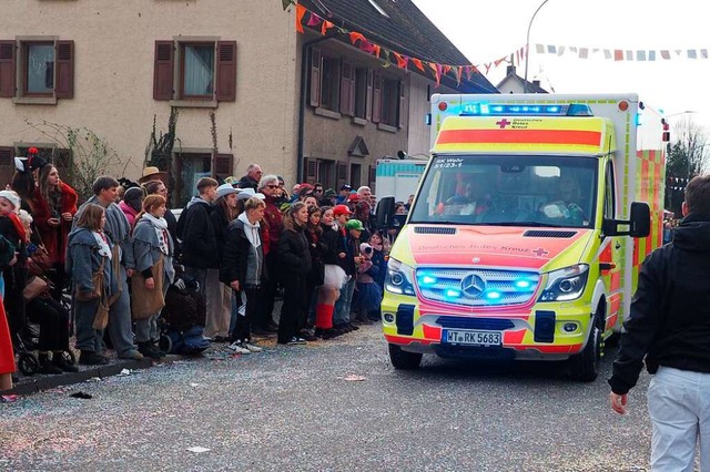 Das Rote Kreuz hatte beim Fasnachtsumz...in Schwrstadt insgesamt elf Einstze.  | Foto: Boris Burkhardt