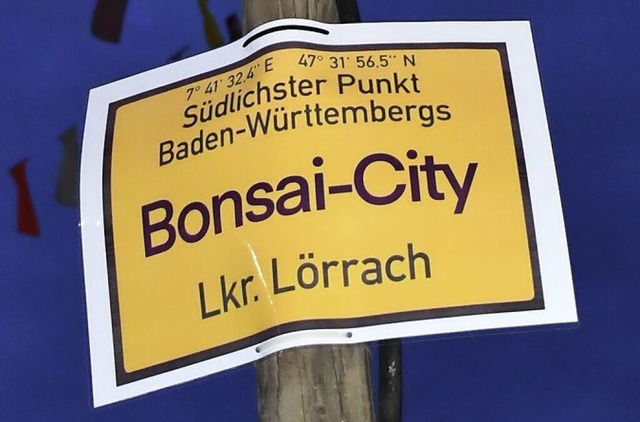 Die Schilder kamen in Wyhlen nicht berall gut an.  | Foto: Heinz und Monika Vollmar