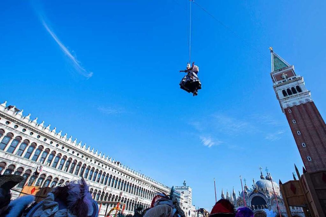 Der sogenannte Engelsflug in Venedig  | Foto: Jin Yu