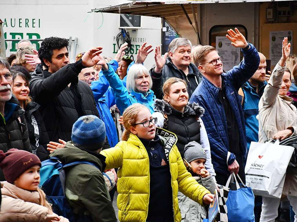 Die Lasser-Gugge-Explosion lie am Samstag die Lrracher Innenstadt erbeben.