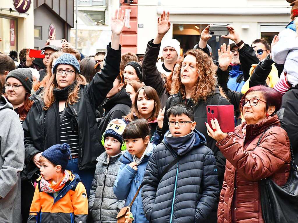 Die Lasser-Gugge-Explosion lie am Samstag die Lrracher Innenstadt erbeben.