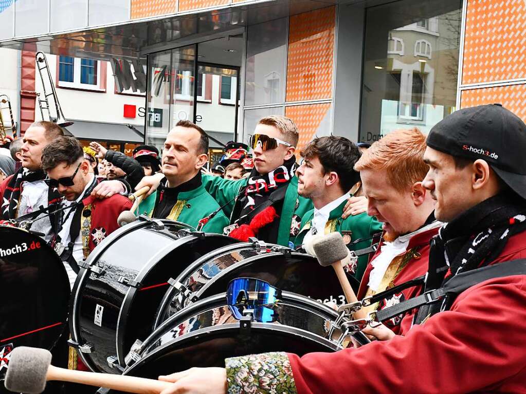 Die Lasser-Gugge-Explosion lie am Samstag die Lrracher Innenstadt erbeben.