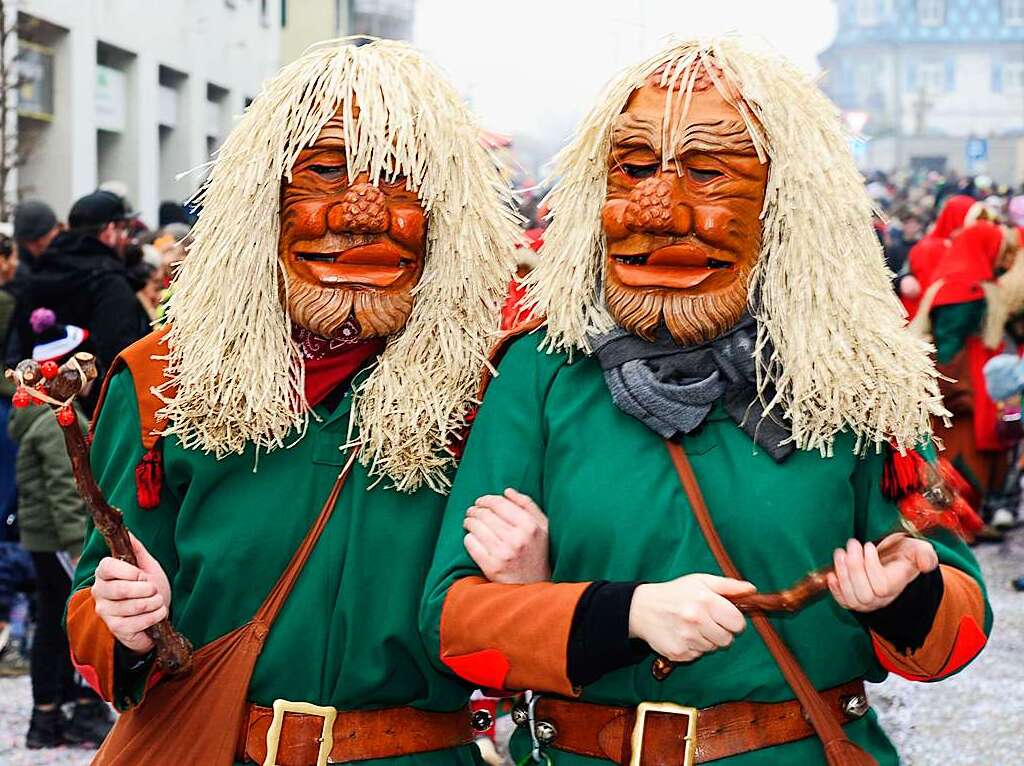 Feinste Stimmung und immer wieder Konfetti: der groe Umzug in Bad Krozingen versprach jede Menge Spa.