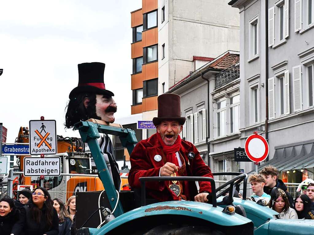 Ein buntes Kaleidoskop der alemannischen Fasnacht in Lrrach