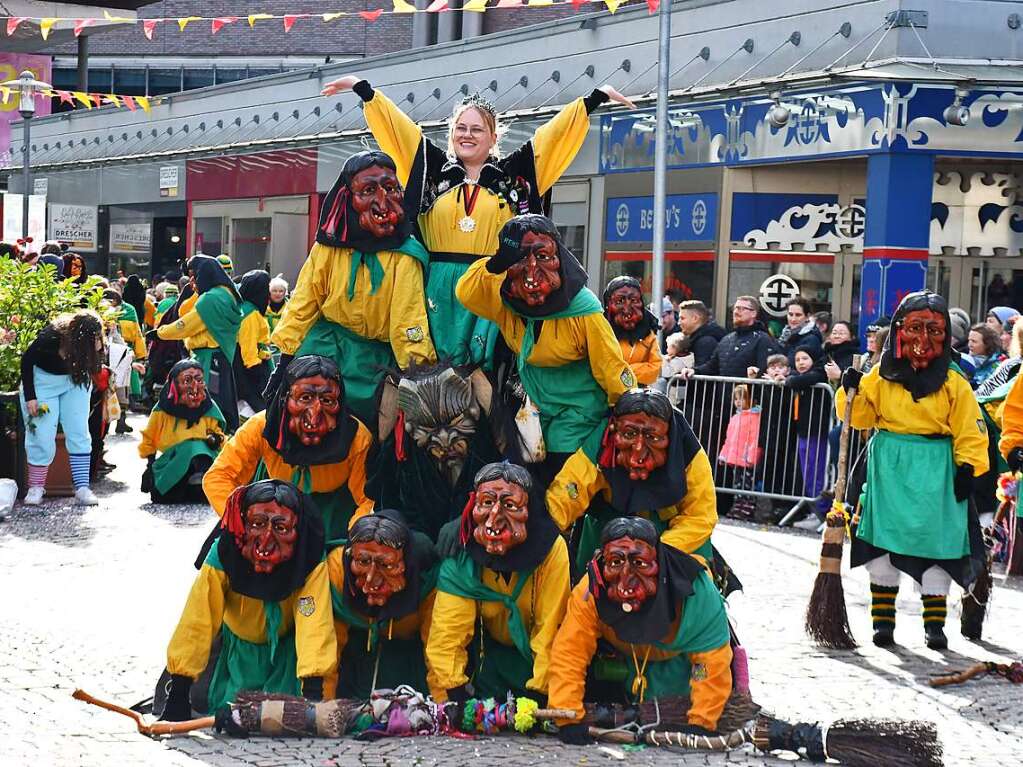 Ein buntes Kaleidoskop der alemannischen Fasnacht in Lrrach