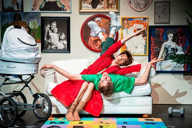 Lou Friedmann und Thie Brammer als miserable Mutter und Peter Pan  | Foto: Laura Nickel