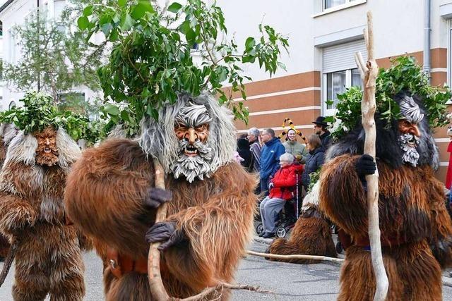 Fasnet im Elztal: Mal mit nrrischen Touristen, mal unter sich