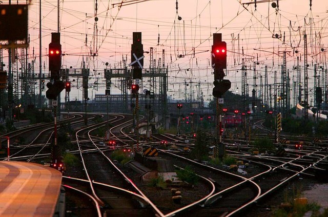 Eisenbahnanlagen haben nicht nur eine ...tekcen auch voller wertvoller Metalle.  | Foto: Uwe Zucchi