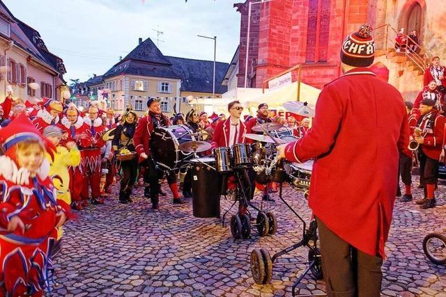 Fasnetsmrkt feiert gelungene Premiere und sorgt fr Leben in der Altstadt bis in den Abend hinein