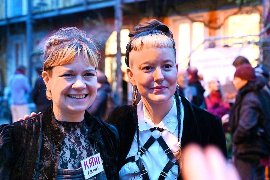 Kathi Khnhammer und Mareike Bergmann vom Kollektiv &#8222;Erogene Zone&#8220;.  | Foto: Thomas Kunz