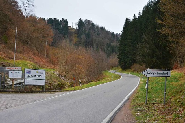 Der Zeller Recyclinghof liegt abseits ...des Schuhlochbachs Richtung Riedichen.  | Foto: Angelika Schmidt