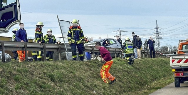 Fr eine 71 Jahre alte Fiat-Fahrerin k... B33 bei Offenburg jede Hilfe zu spt.  | Foto: Christina Hussler/Einsatz-Report24