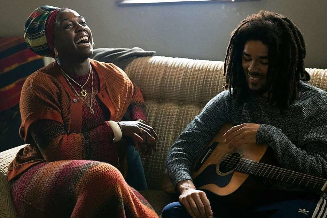 Rita (Lashana Lynch) und Bob Marley (K..., spter kracht es dann aber doch mal.  | Foto: Chiabella James (dpa)